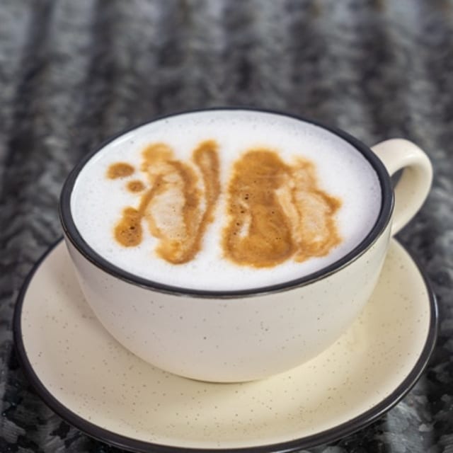 Cafe Cortadito.